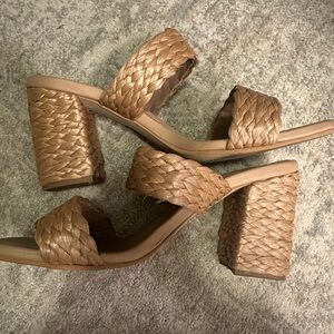 Kaanas Woven Heels